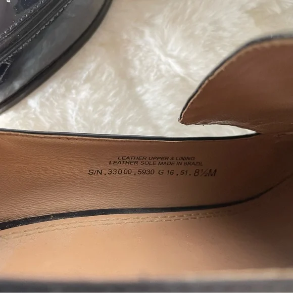 Tory Burch Navy and Gold Heels - Picture 4 of 9